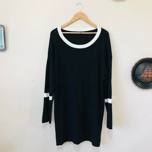 Vince Camuto Long Sweater with Side Slit